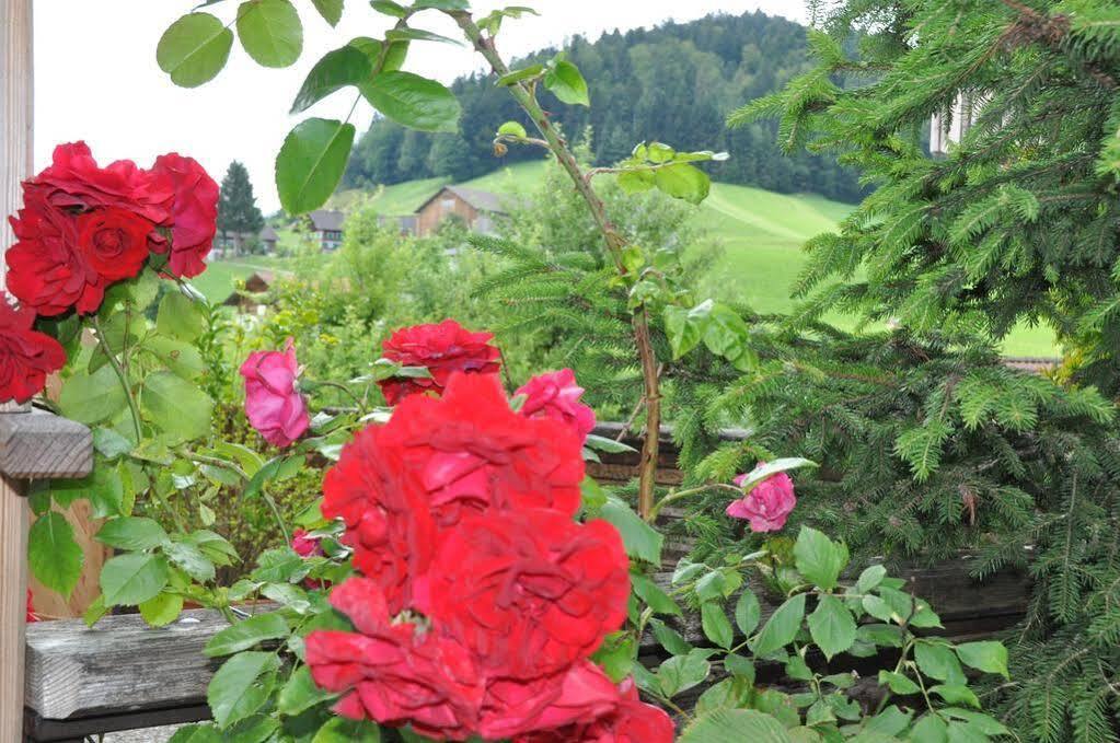 Gaestehaus Gitti Dorner Hittisau Exterior foto